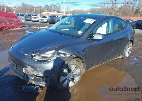 2023 Tesla Model Y Awd/Long Range Dual Motor All-Wheel Drive из США, поврежденный, VIN 7SAYGDEE2PA177669